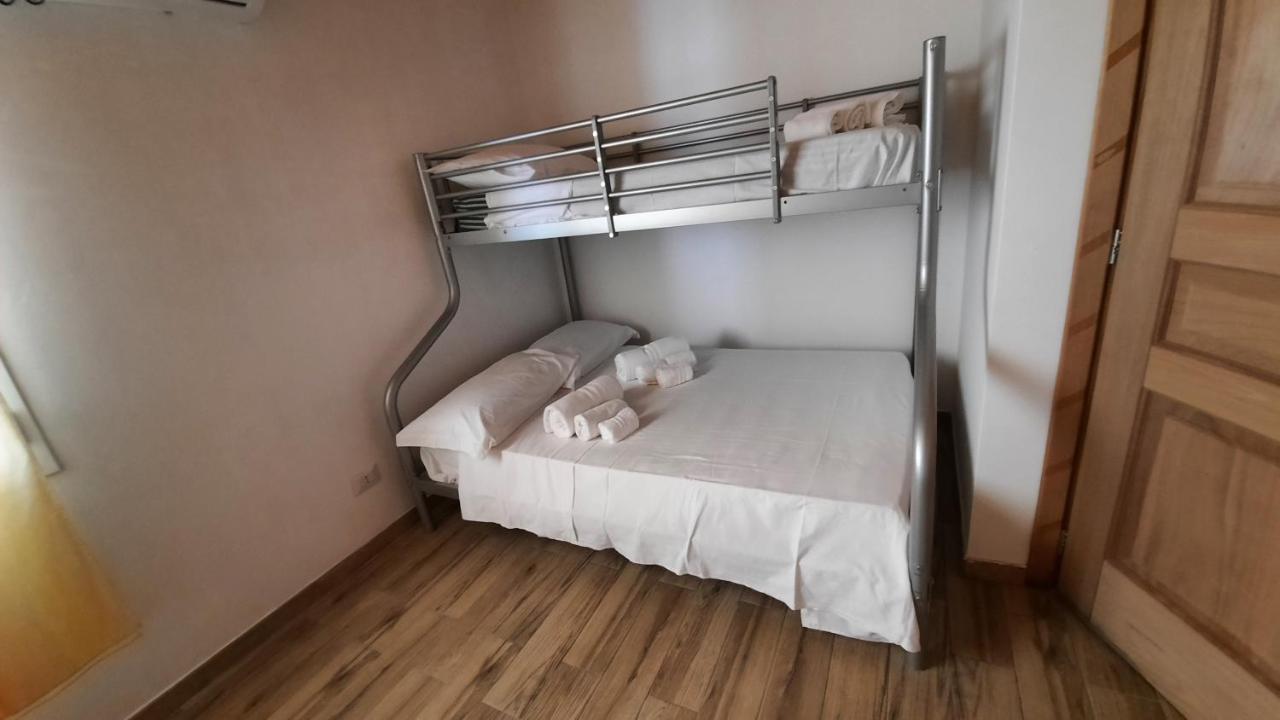 Debel House Bed & Breakfast Marina di Ragusa Bagian luar foto