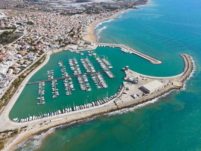 Debel House Bed & Breakfast Marina di Ragusa Bagian luar foto