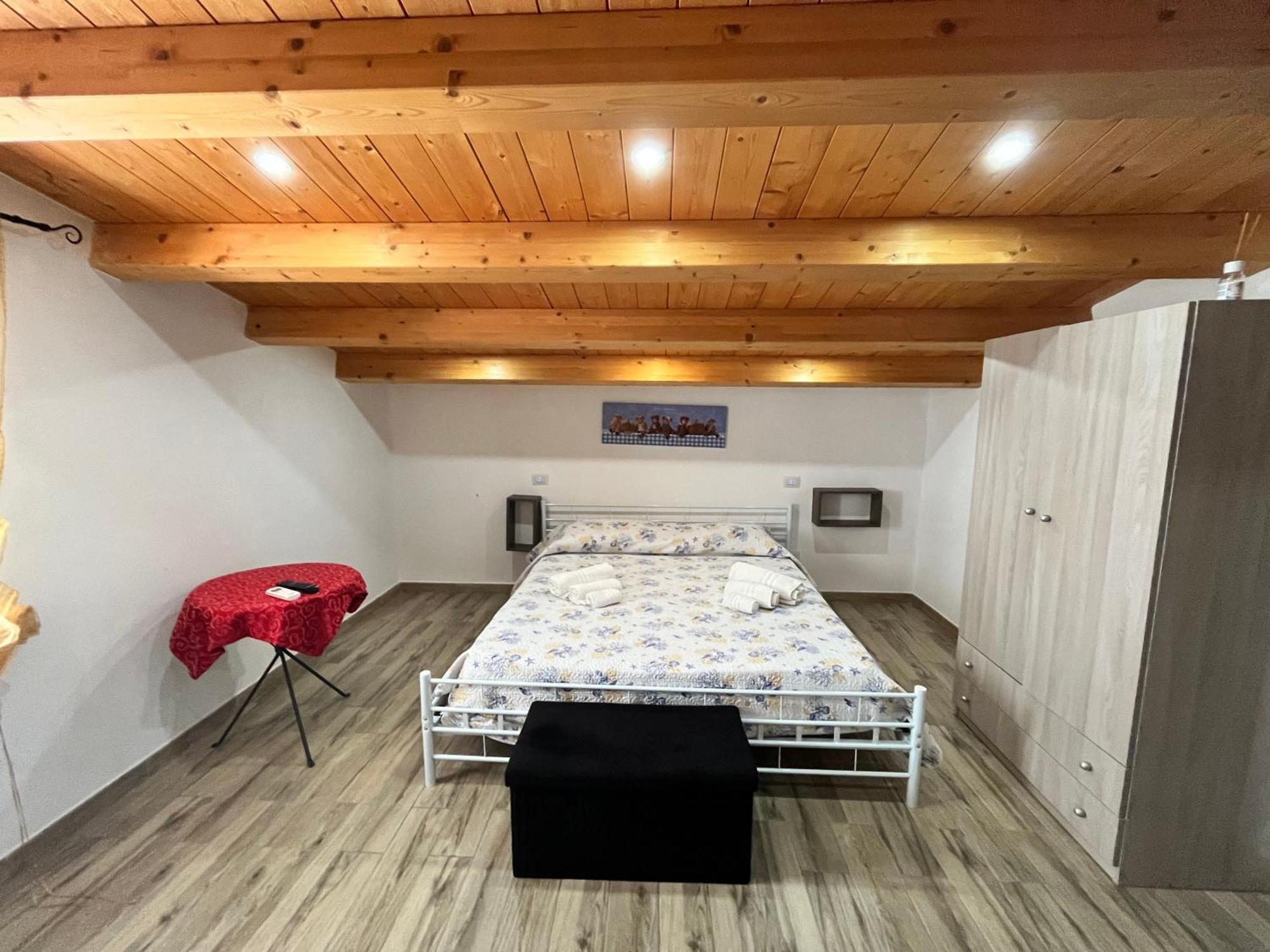 Debel House Bed & Breakfast Marina di Ragusa Bagian luar foto